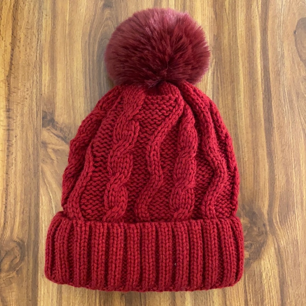 Pom Pom Beanie